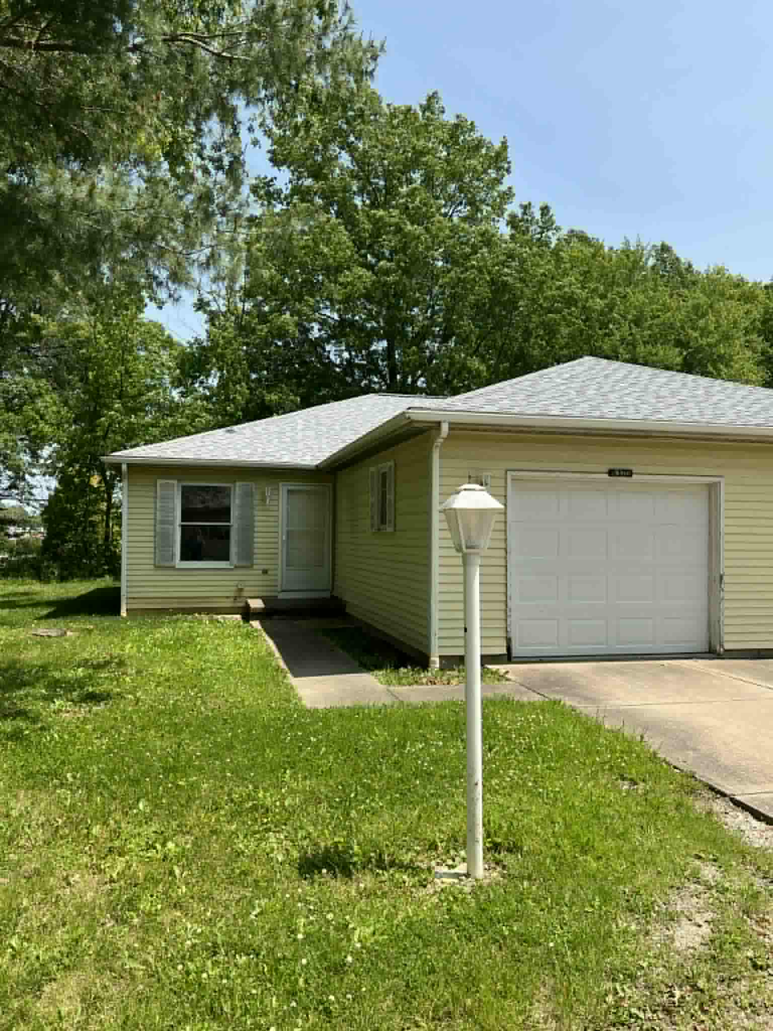 4373 Stow Road picture
